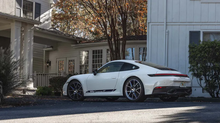 034 2025 porsche 911 carrera t